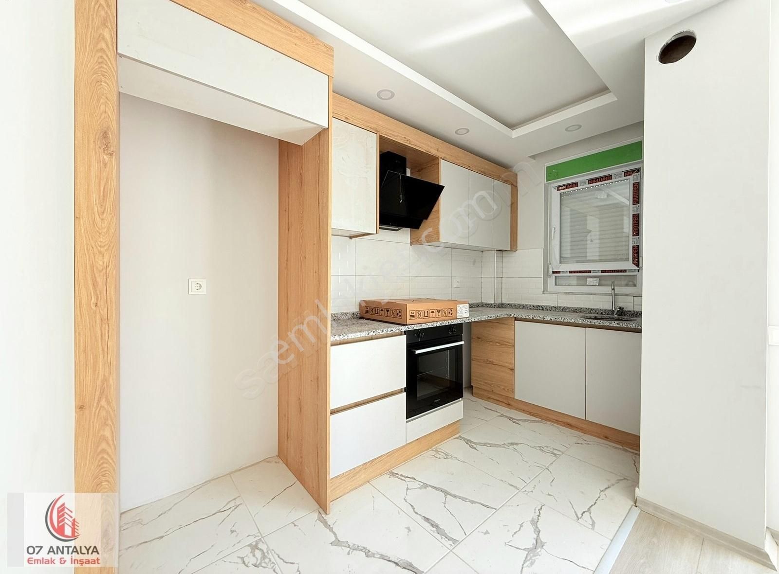 Kütükçüde 2+1 Arakatta Asansörlü Sıfır 90m2 Abd Mutfak