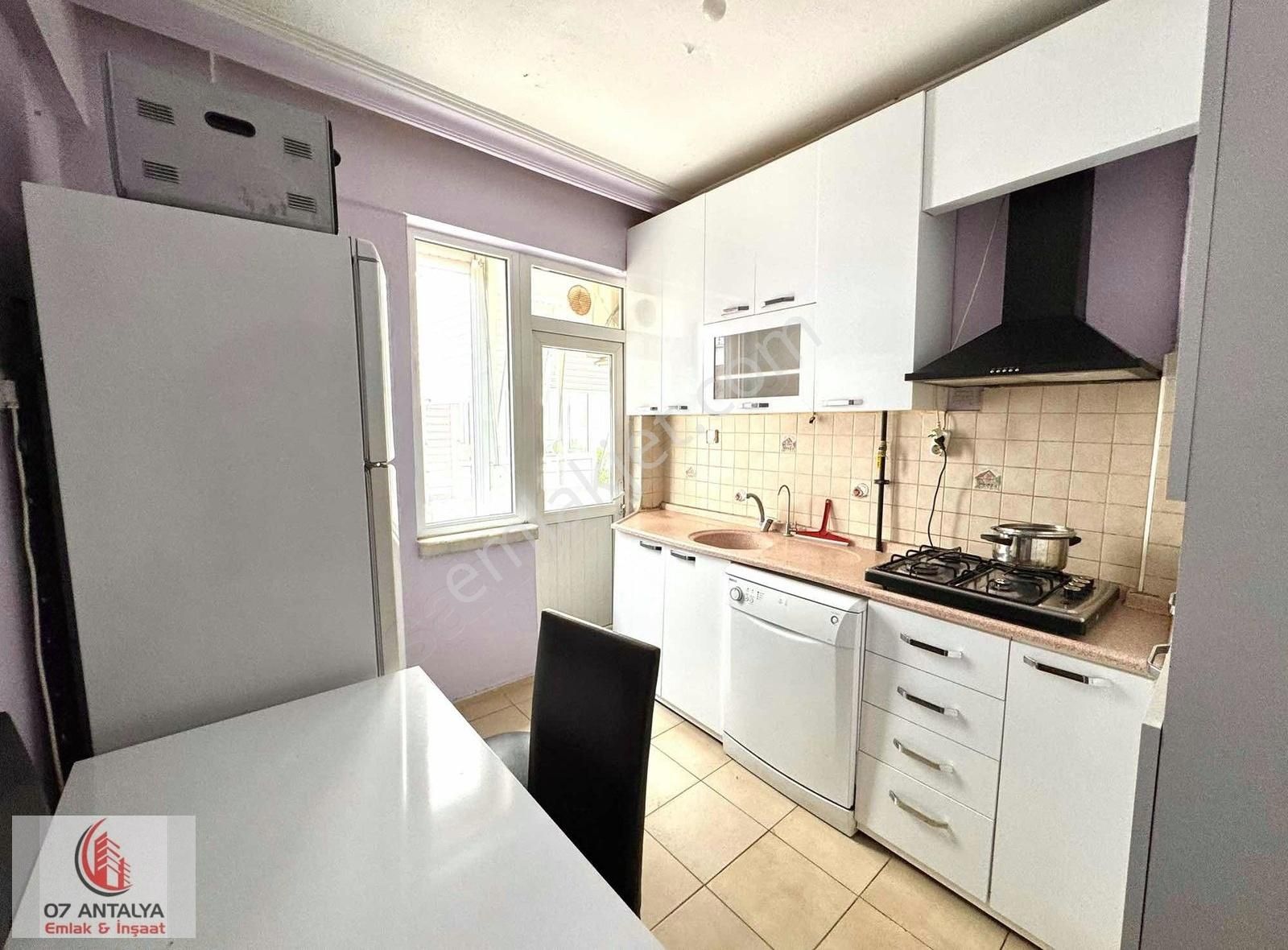 Çallı Meydan Tıp Arkası 3+1 Eşyalı Kiralık Detaylar Açıklamada