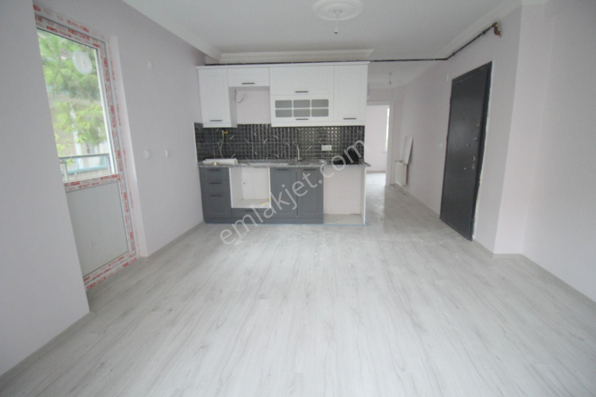 Muhittin Mah Kiralık Daire 2+1 85 M2 Amerikan Mutfak
