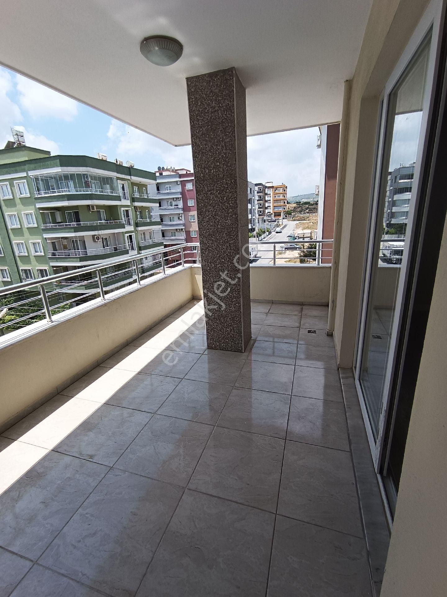 Bizim Emlak'tan Altaylılar Mahallesinde 3+1 Doğalgaz Kombili Asansörlü Kiralık Daire