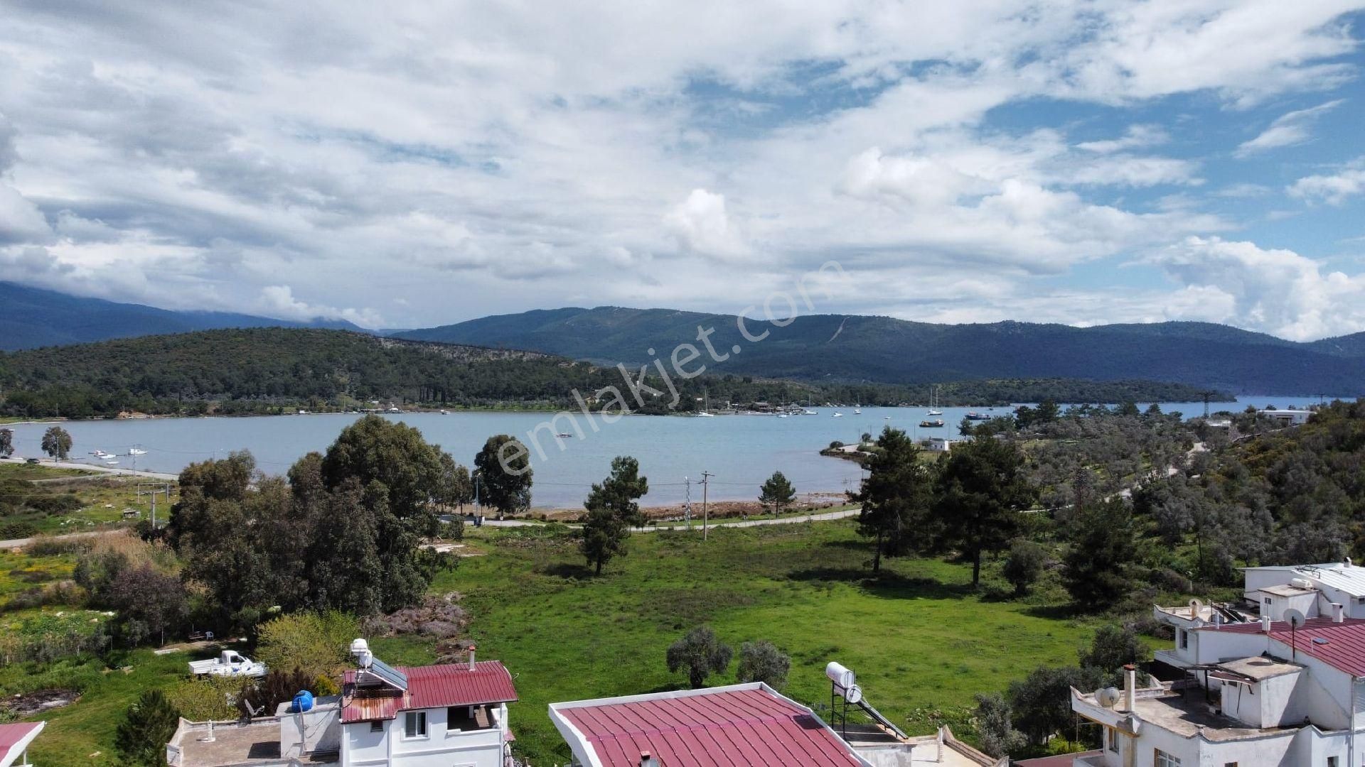 Kazıklı Koyunda Denize Sıfır Satılık Villa - Görsel 4