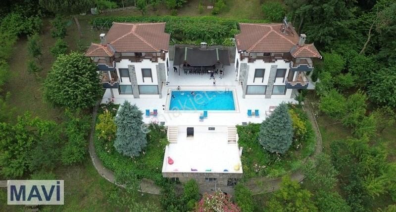 Kandıra Çalköyde Sahile Yakın Havuzlu Çift Triplex Villa Fırsatı