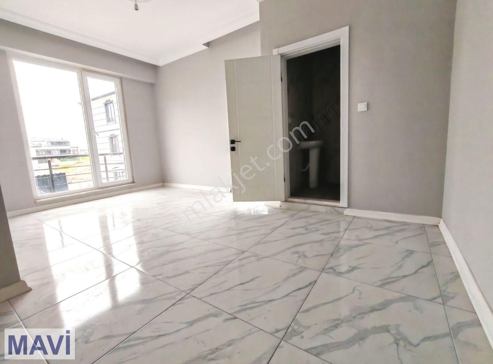 Karasu'da 6+1 Kış Bahçeli Verandalı, Bahçe Kullanımlı Harika Vil - Görsel 17