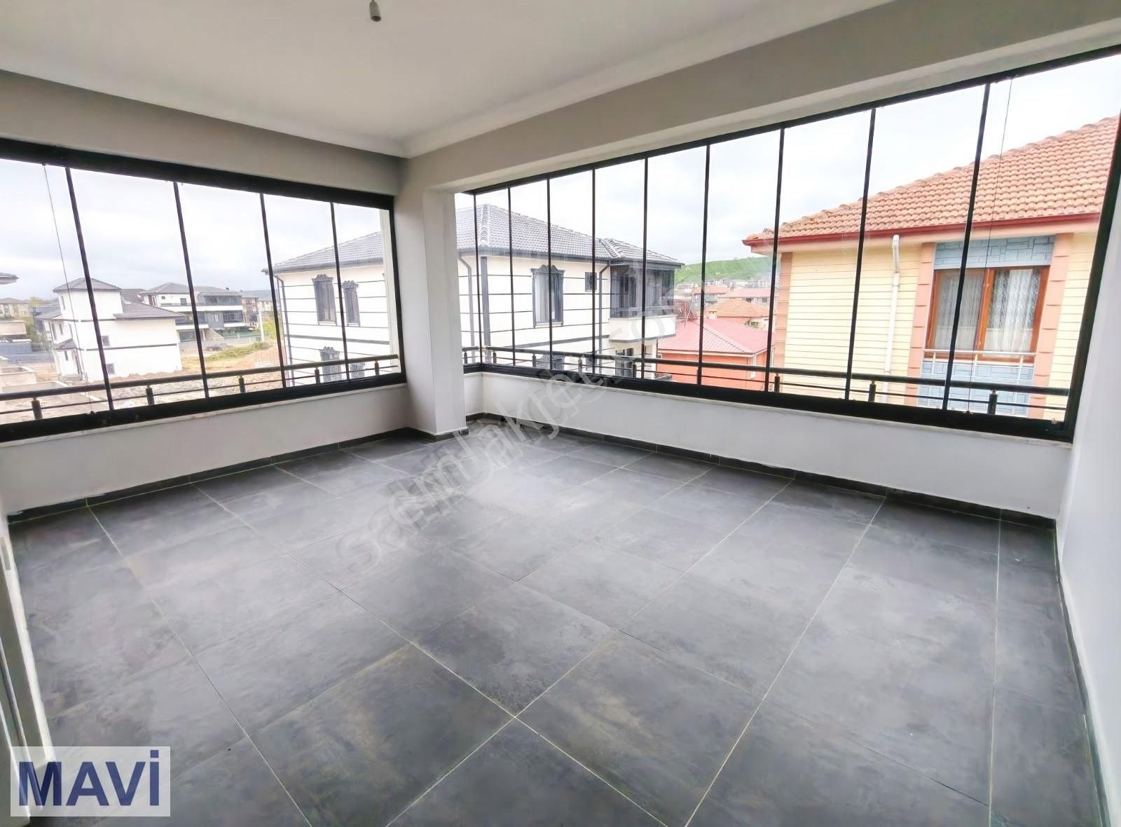 Karasu'da 6+1 Kış Bahçeli Verandalı, Bahçe Kullanımlı Harika Vil - Görsel 4