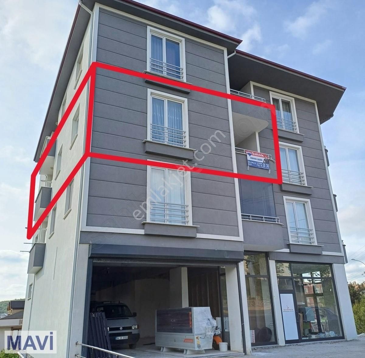 Remax Rıdvan Gedikten Ferizlide Asansörlü 3+1satılık 110m2 Daire