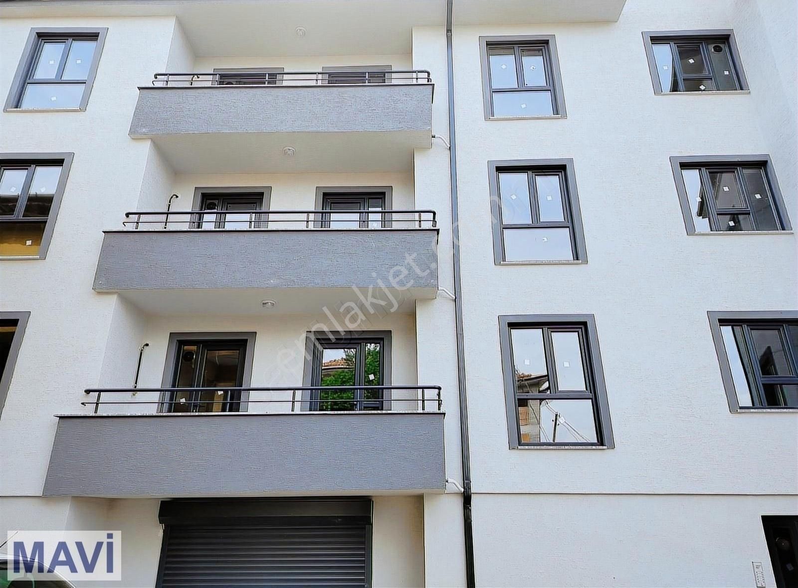 Remax Hatice Yıldız'dan Arifiye Neviye Mah 2+1 Satılık Daire