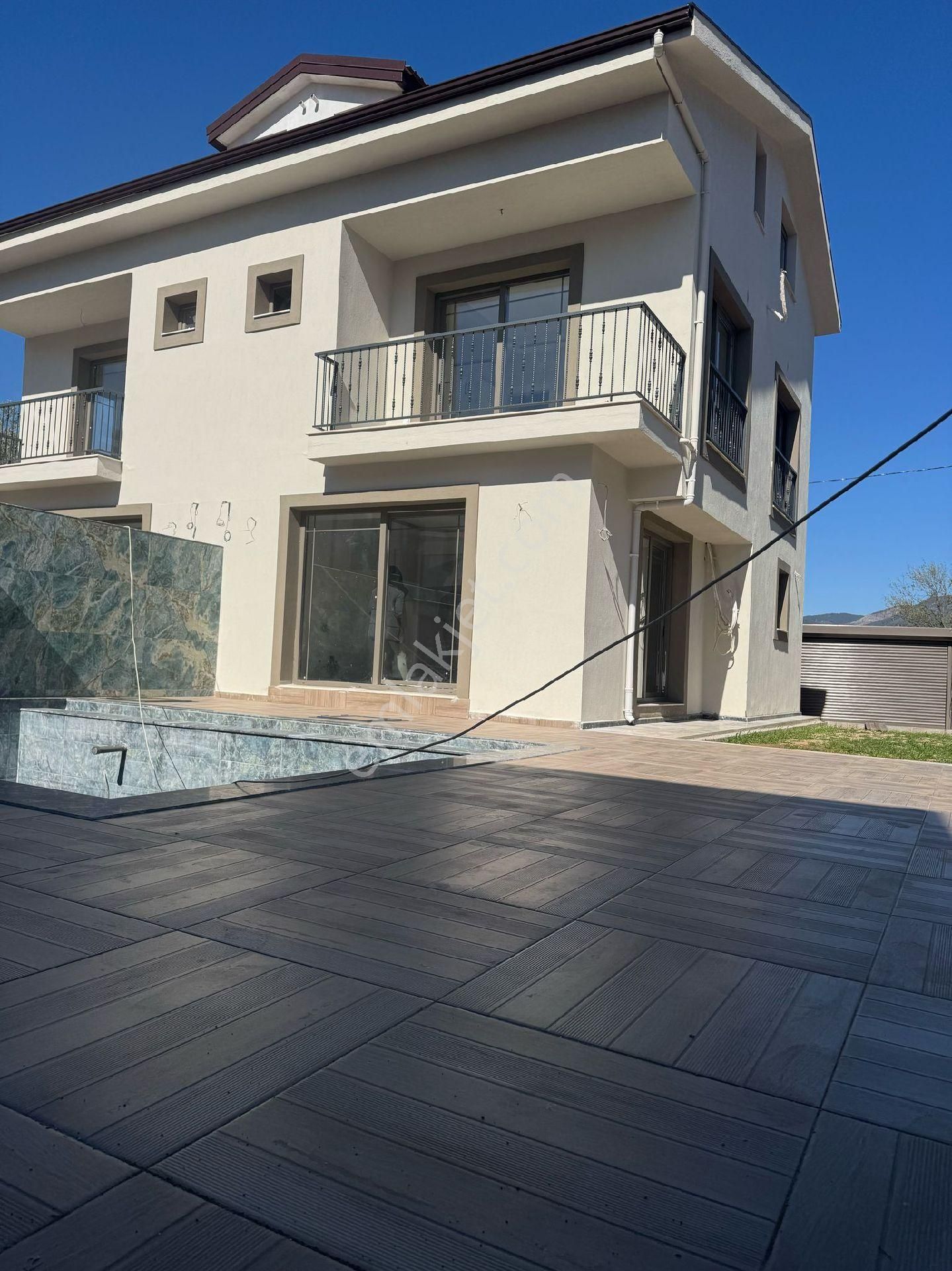 Falcon Dan Üzümlü Fırsat Villa