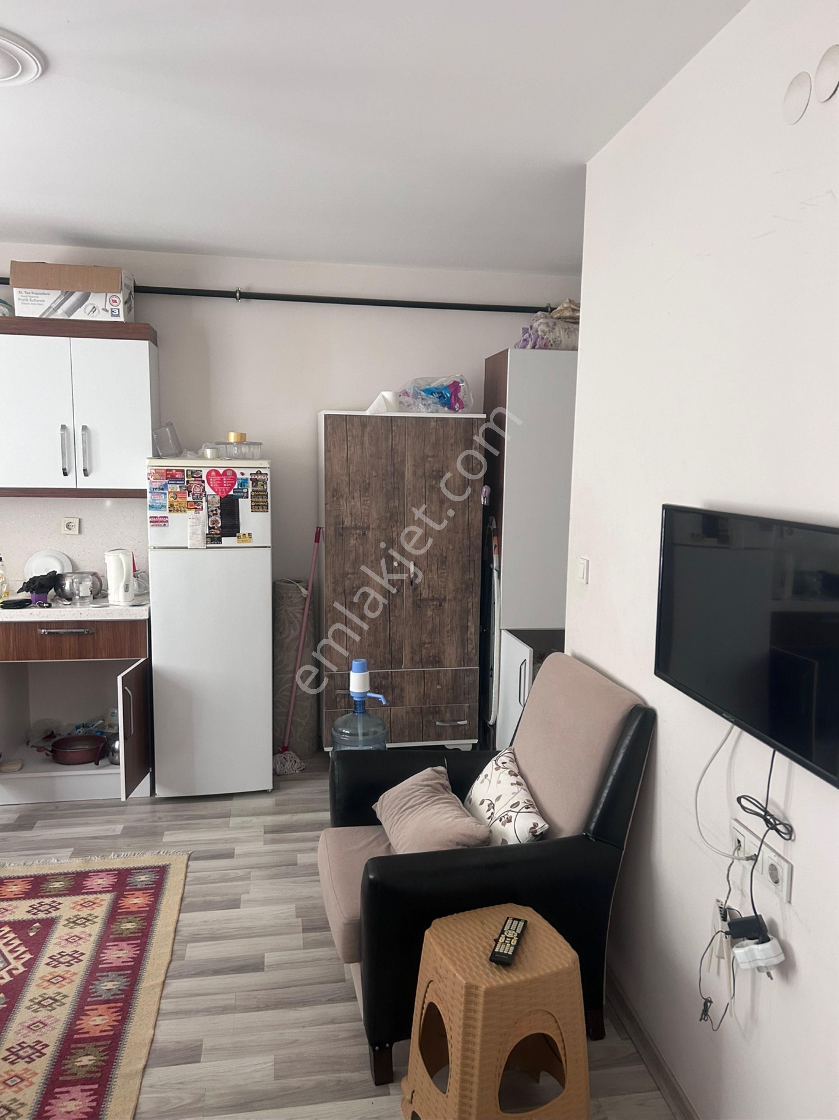 Yenikent Mahallesin’de Eşyalı Kiralık Doğalgazlı 1+1 Daire