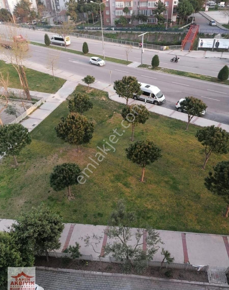 Bayraklı Yüzbaşı İbrahim Hakkı Cad 140m2 D.gazlı 3+1 Ebeveyn Banyolu - Görsel 13