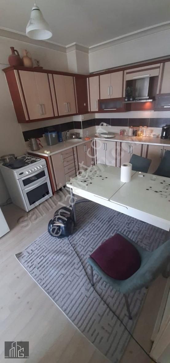 Sincan Selçuklu Mah. Bulvar Üzeri Ek Getirili Ara Kat 4+1 Daire