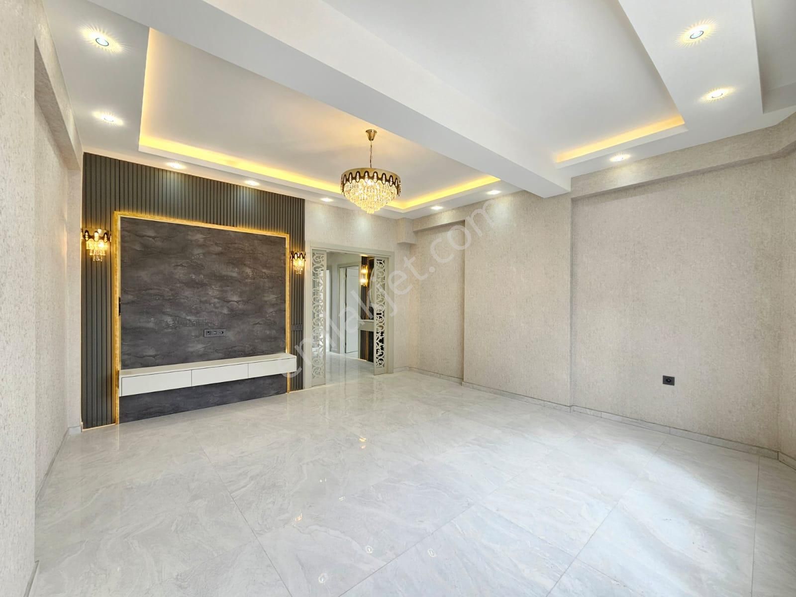 Denizli Çakmak Ta Süper İşçilikte 2+1 Satılık Lüks Daire