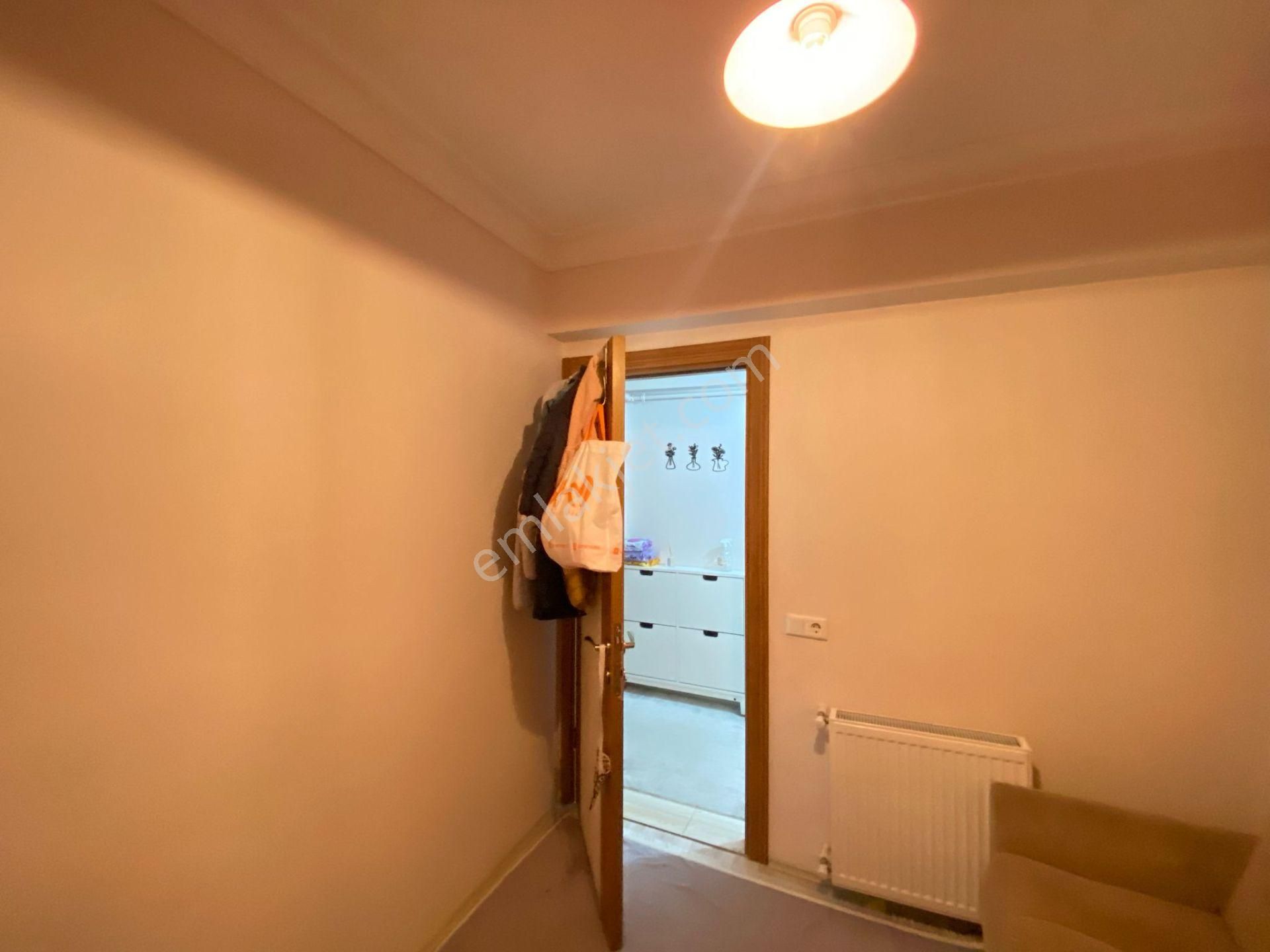 Karadeniz Mahallesinde Depolu Arakat Geniş Daire - Görsel 26