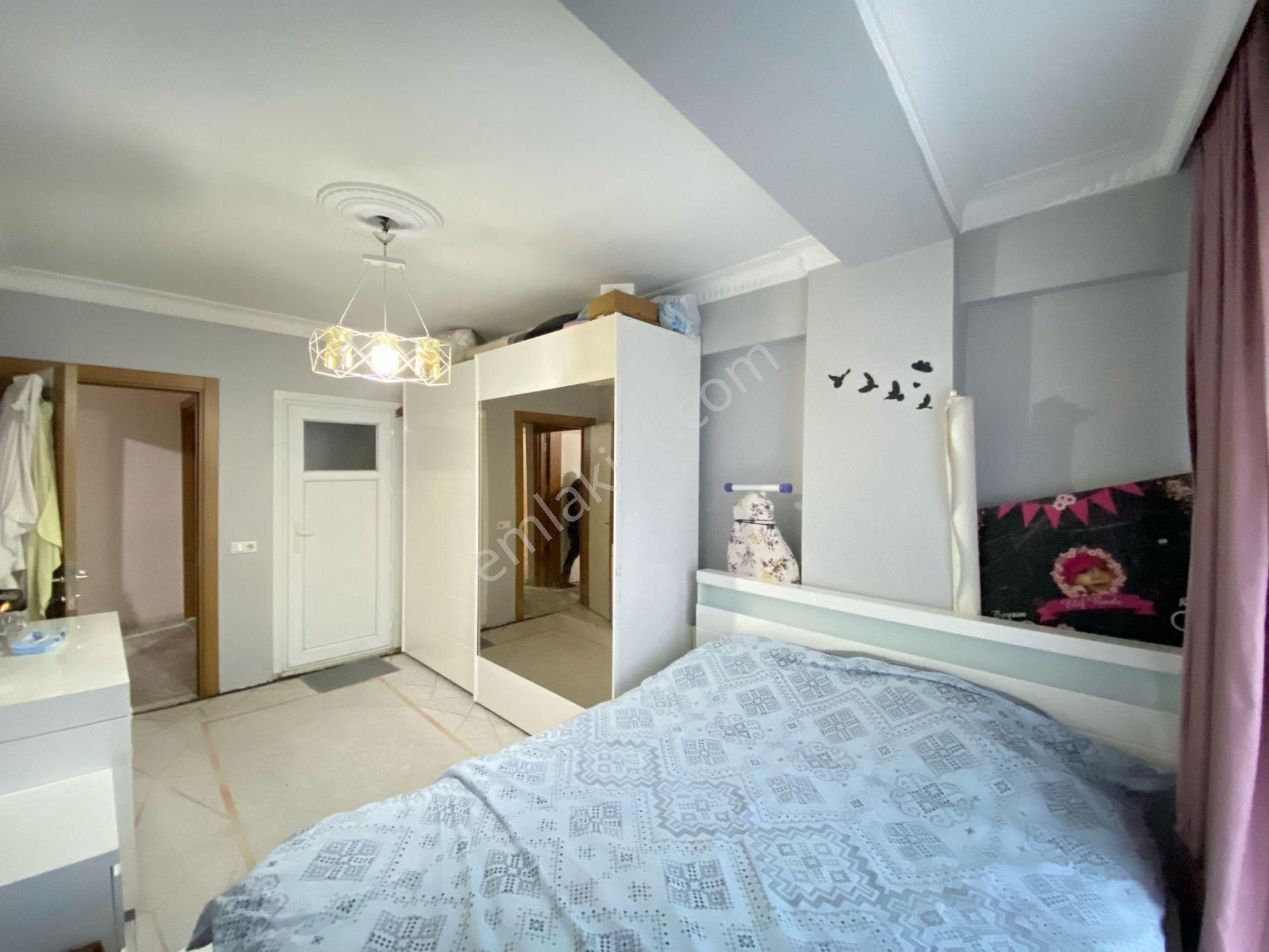 Karadeniz Mahallesinde Depolu Arakat Geniş Daire - Görsel 21