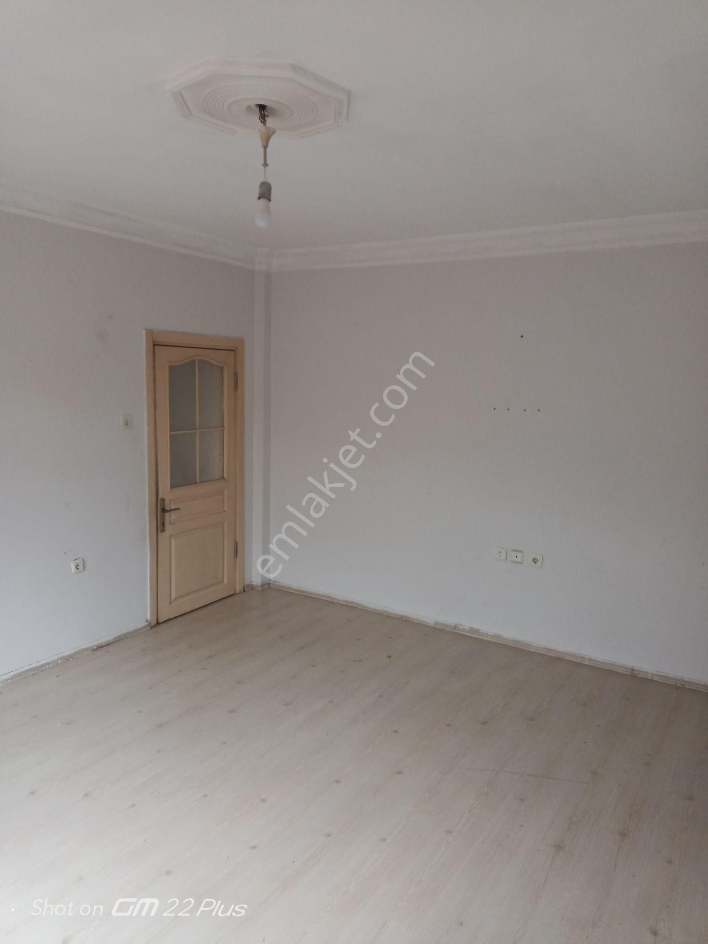 Sahibinden Satılık 1+0 Eşyalı Daire Ve 1+1 Daire Ayrı Ayrı Olarak Satılmaktadır.açıklmayı Okuyun