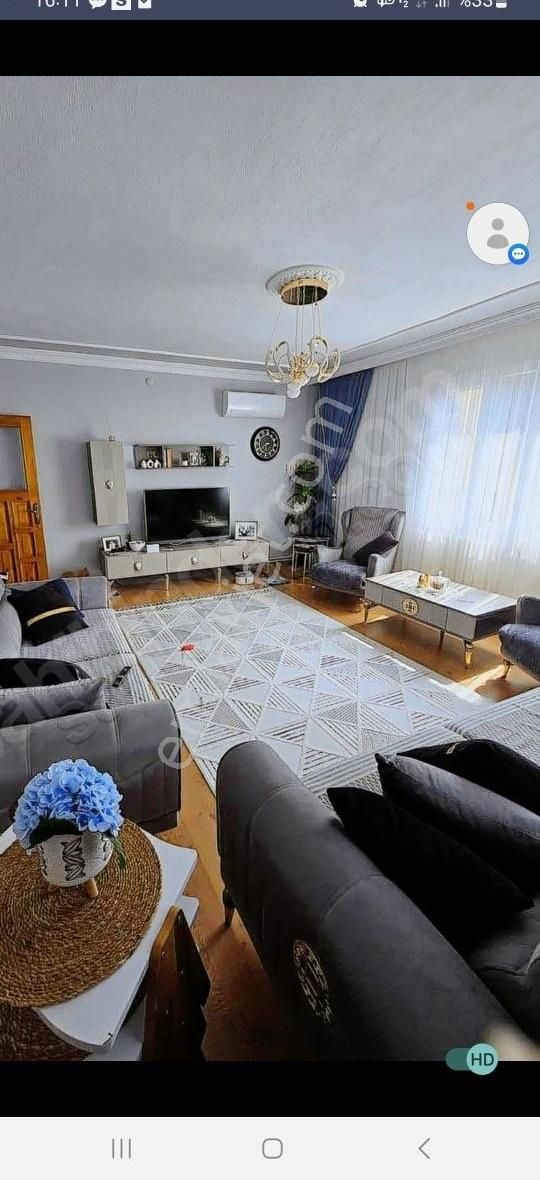 Ege Yaşamdan. Yeşilbağlar Mah. Satılık 3+1 Arakat D.gazlı.daire.