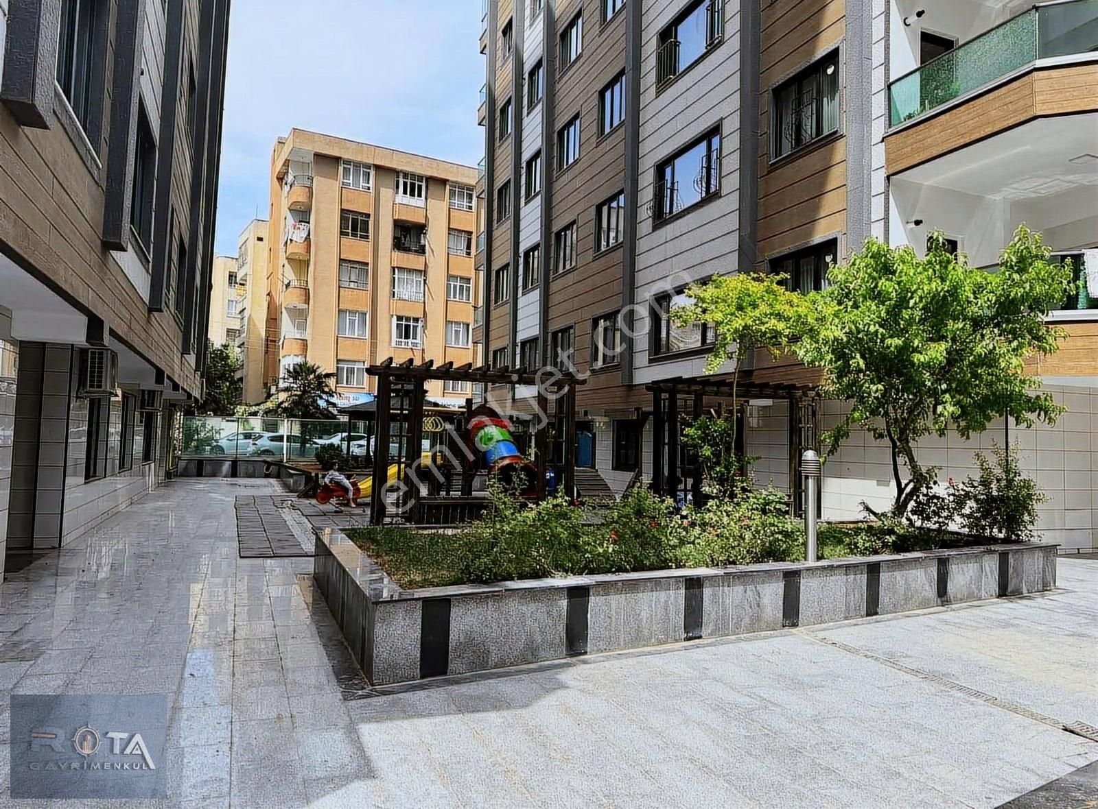 Rotadan Polatkan Sitesinde Satılık Bakımlı Lüx Daire