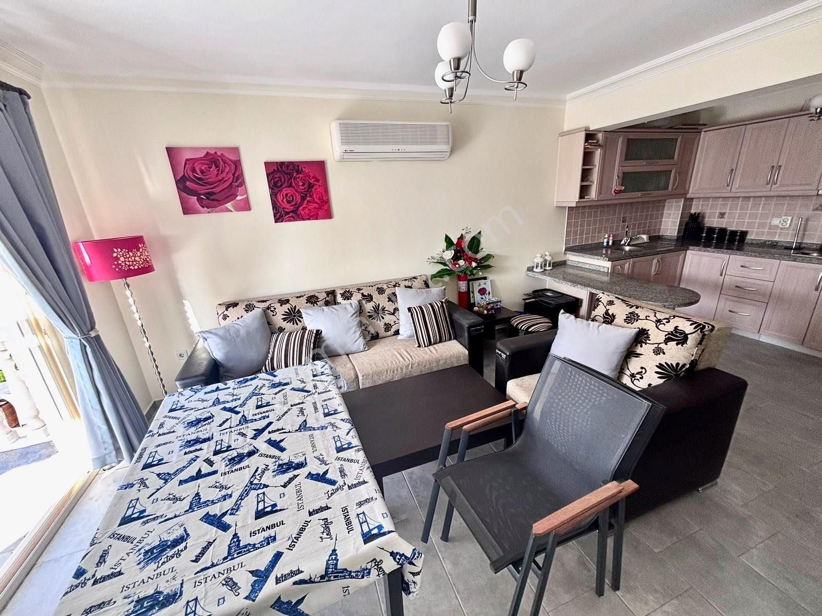 Satılık Daire Denize Yakın Plajlı Sitede Manzaralı Satılık Ev - Görsel 2