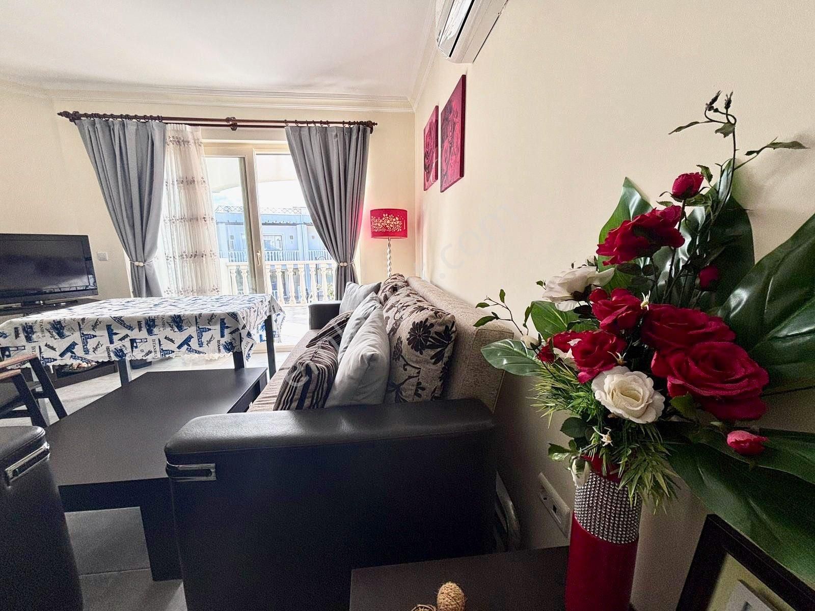 Satılık Daire Denize Yakın Plajlı Sitede Manzaralı Satılık Ev - Görsel 8