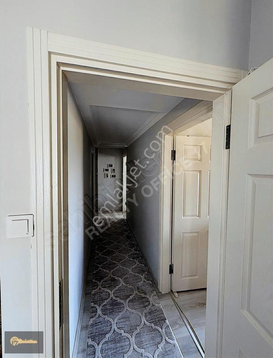 Silivri Yenimahalle Acil Satılık 2+1 84m2 Full Tadilatlı Daire