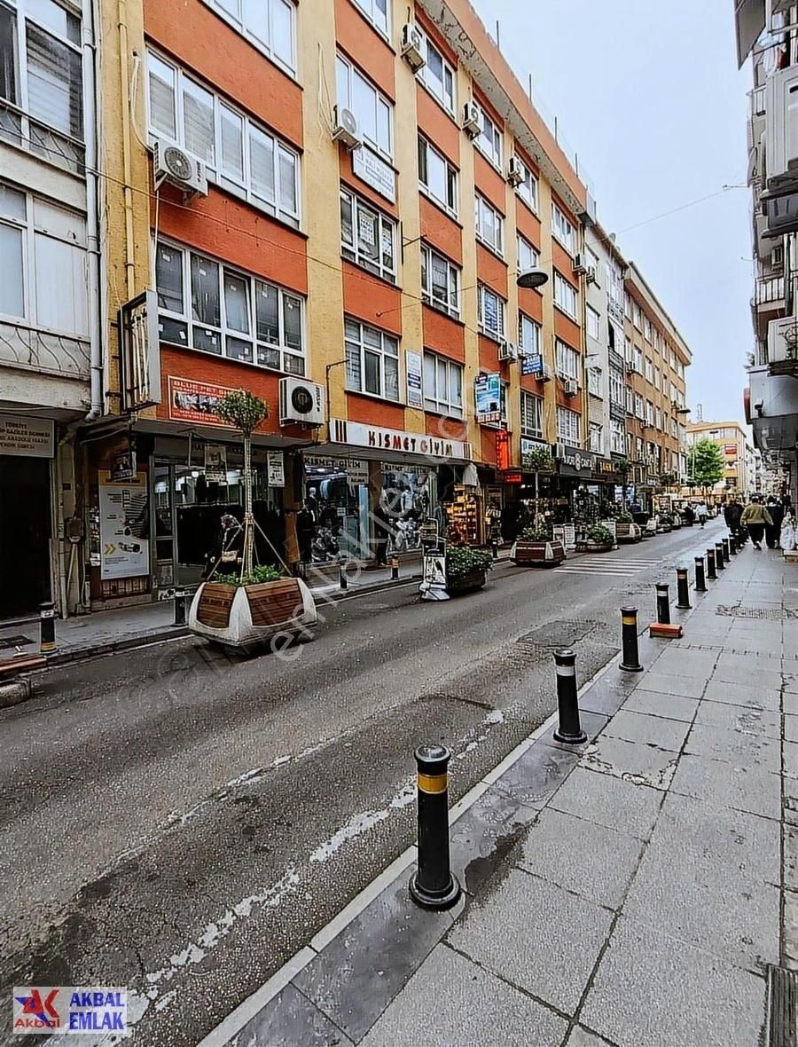 Akbal Emlak Doğu Mah. Merkez/çarşı 30 M2 2 Bölmeli 13.000 Tl