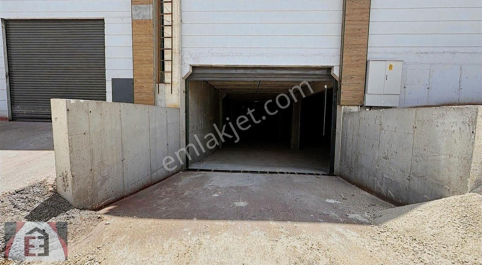 Kiralık 500 M2 Dükkan-depo