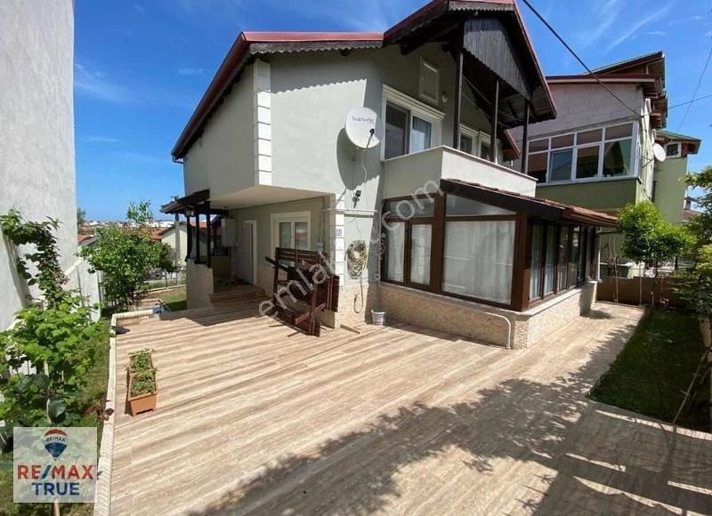 Kandıra Kefken Eşyalı Denize Yakın Müstakil Ev