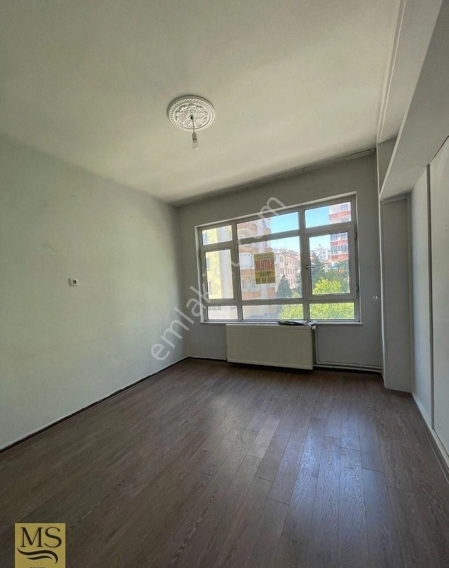 Kılıçaslan Mahallesinde 3 Katlılarda3+1 Satılık Daire - Görsel 3