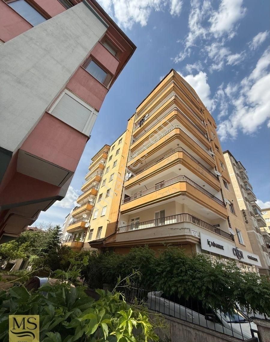 Ms Group Gayrimenkulden Fevziçakmak Mahallesinde Şehir Manzaralı 3+1 Satılık Daire