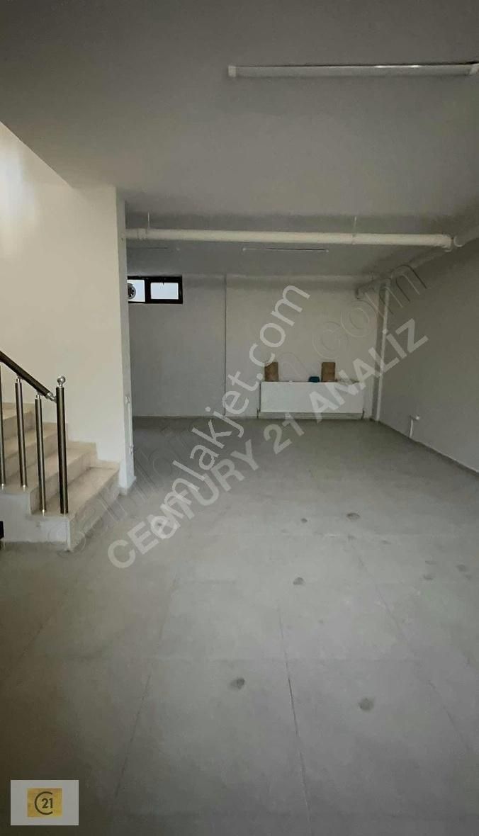 Site İçinde Deniz Ve Şehir Manzarlı Satılık Villa