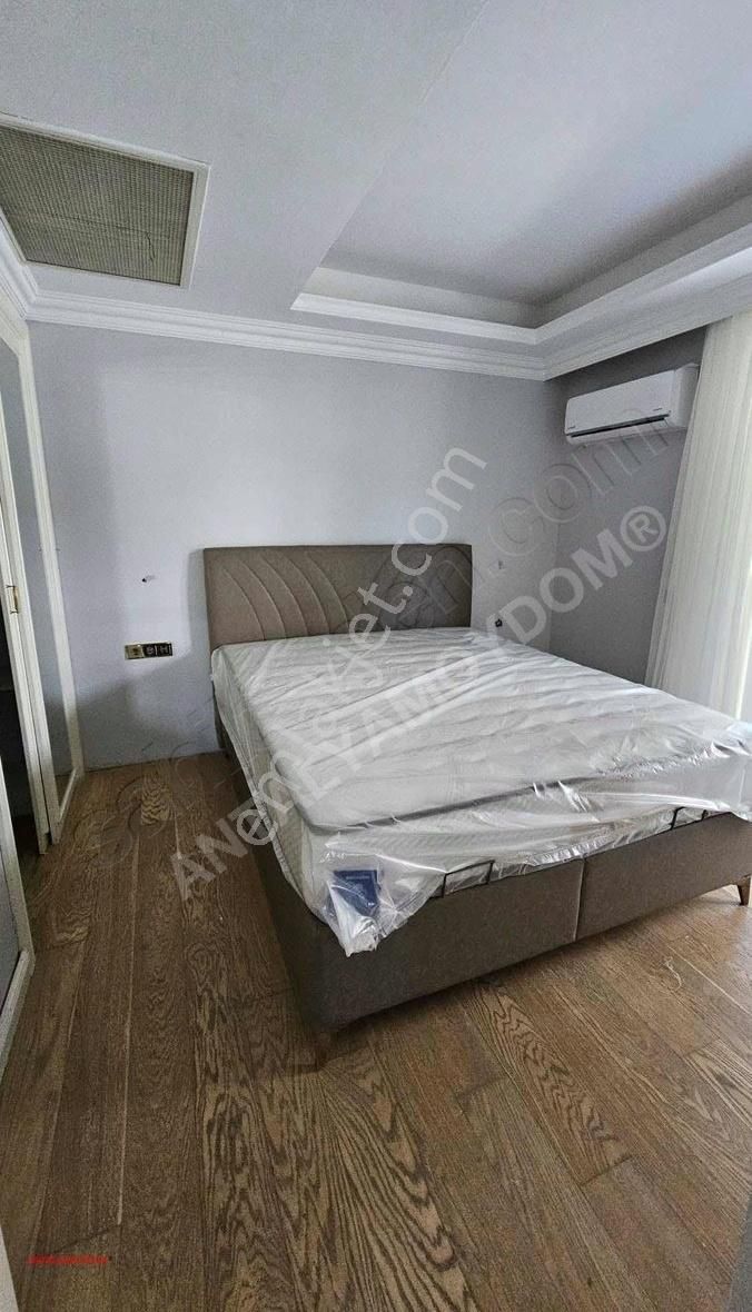 Antalya Konyaaltı Liman Mahallesinde Konsept Sıte İçerisinde 1+1