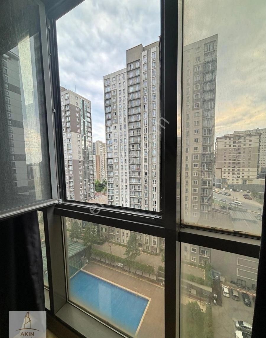 İnnovia 2.etap Havuz Cephe Eşyalı 1+1 Harika Kiralık Daire