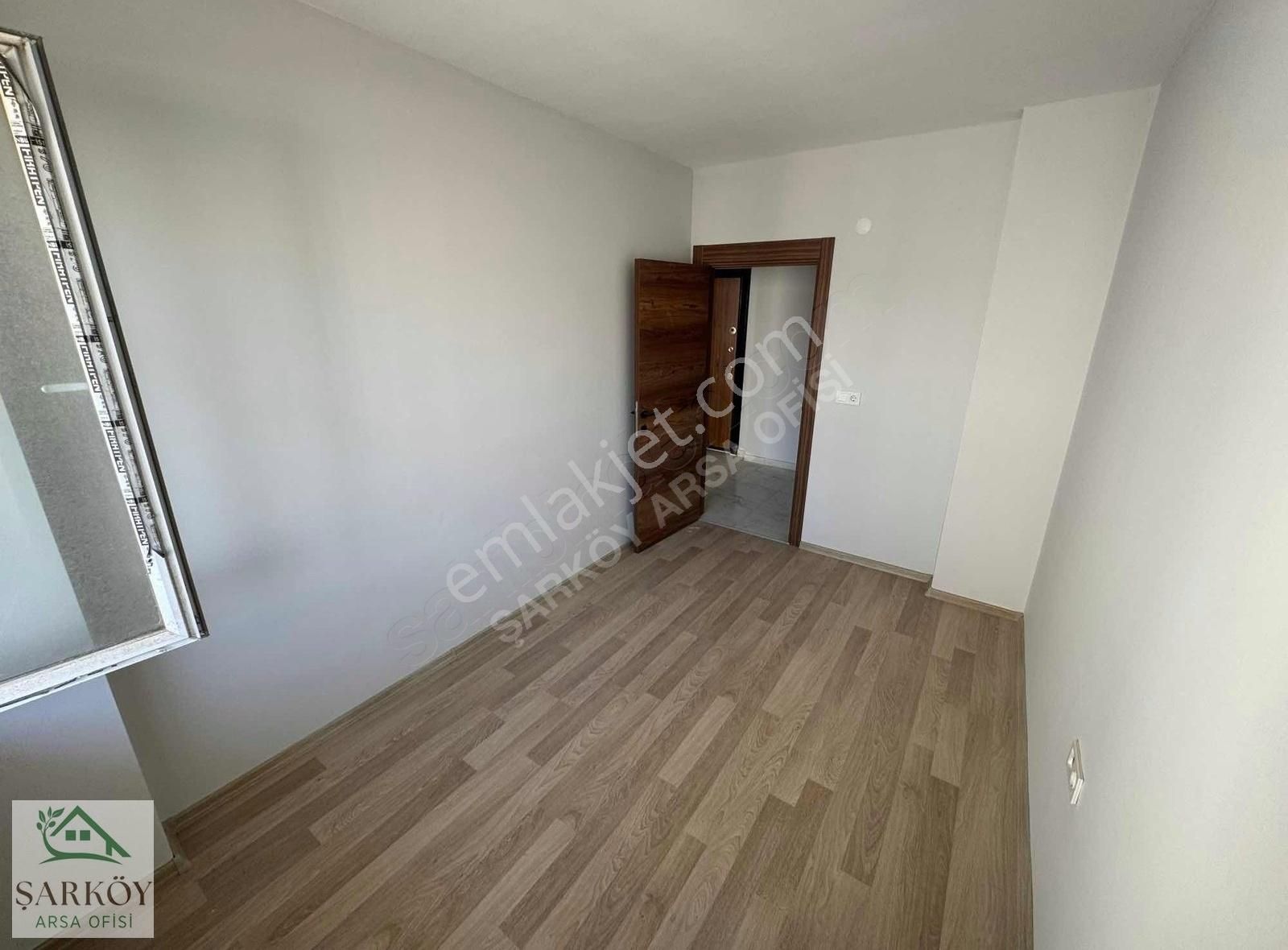 Geniş 3+1 Altınovada Ara Kat, Ebeveyn Banyolu Fırsat Daire - Görsel 8