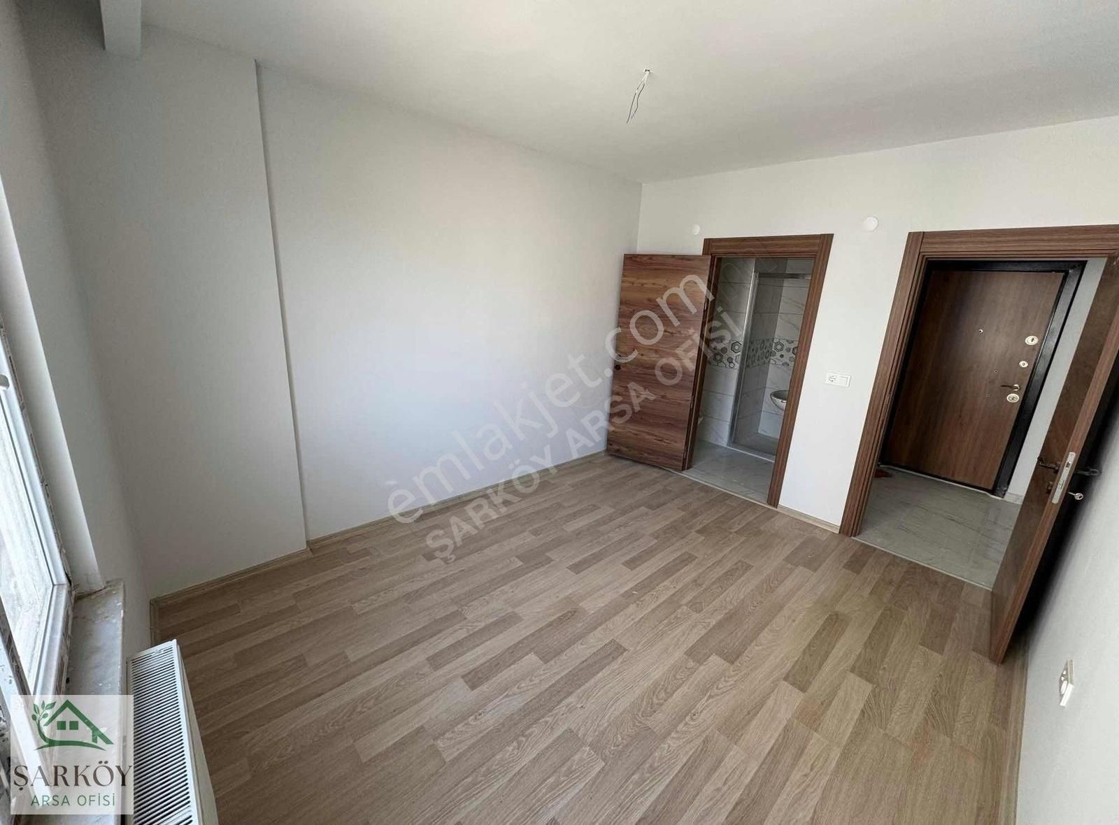 Geniş 3+1 Altınovada Ara Kat, Ebeveyn Banyolu Fırsat Daire - Görsel 2