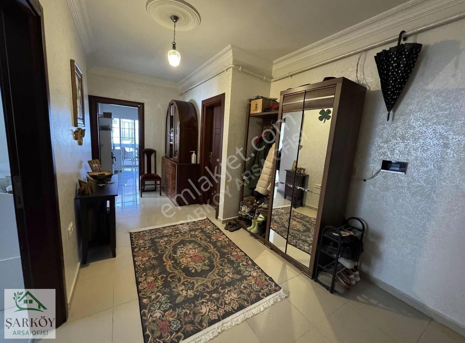 Hürriyet Mah. 137 M² Ara Kat Havuzlu Otoparklı Satılık!! - Görsel 3