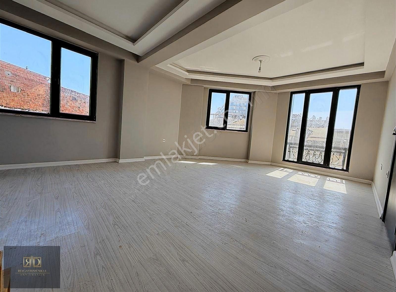 Kağıthane Hamidiye Mah. 2+1 Satılık 110 M² Dubleks Daire