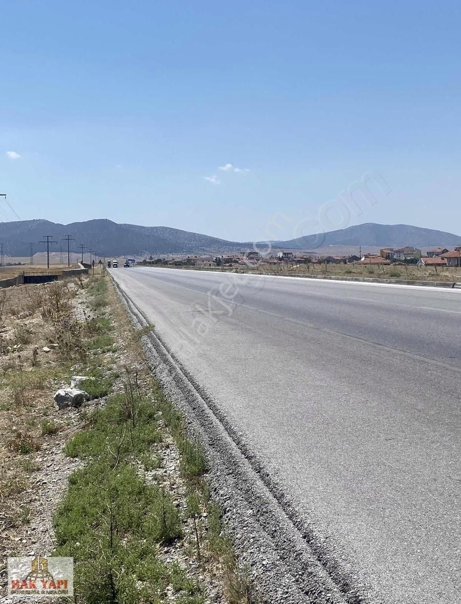 Anayol Üzeri İmarlı Tek Tapu Arsa