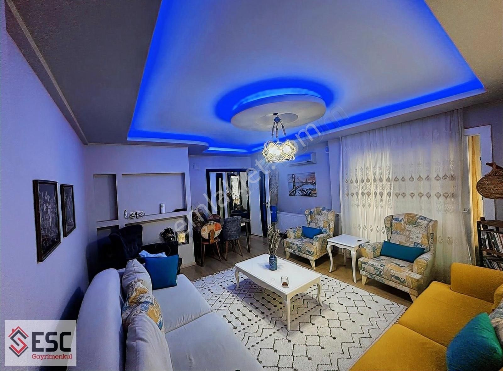 Esc'den Akdeniz Mh,de Merkezi Konumda 3+1 Daire Esc1739