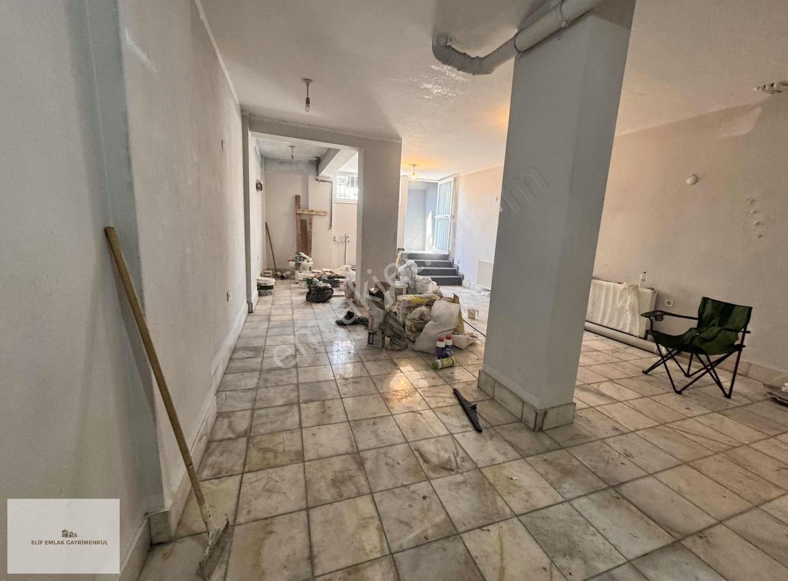 Uludağ Caddesi'nde Kiralık 100 M2 Dükkan