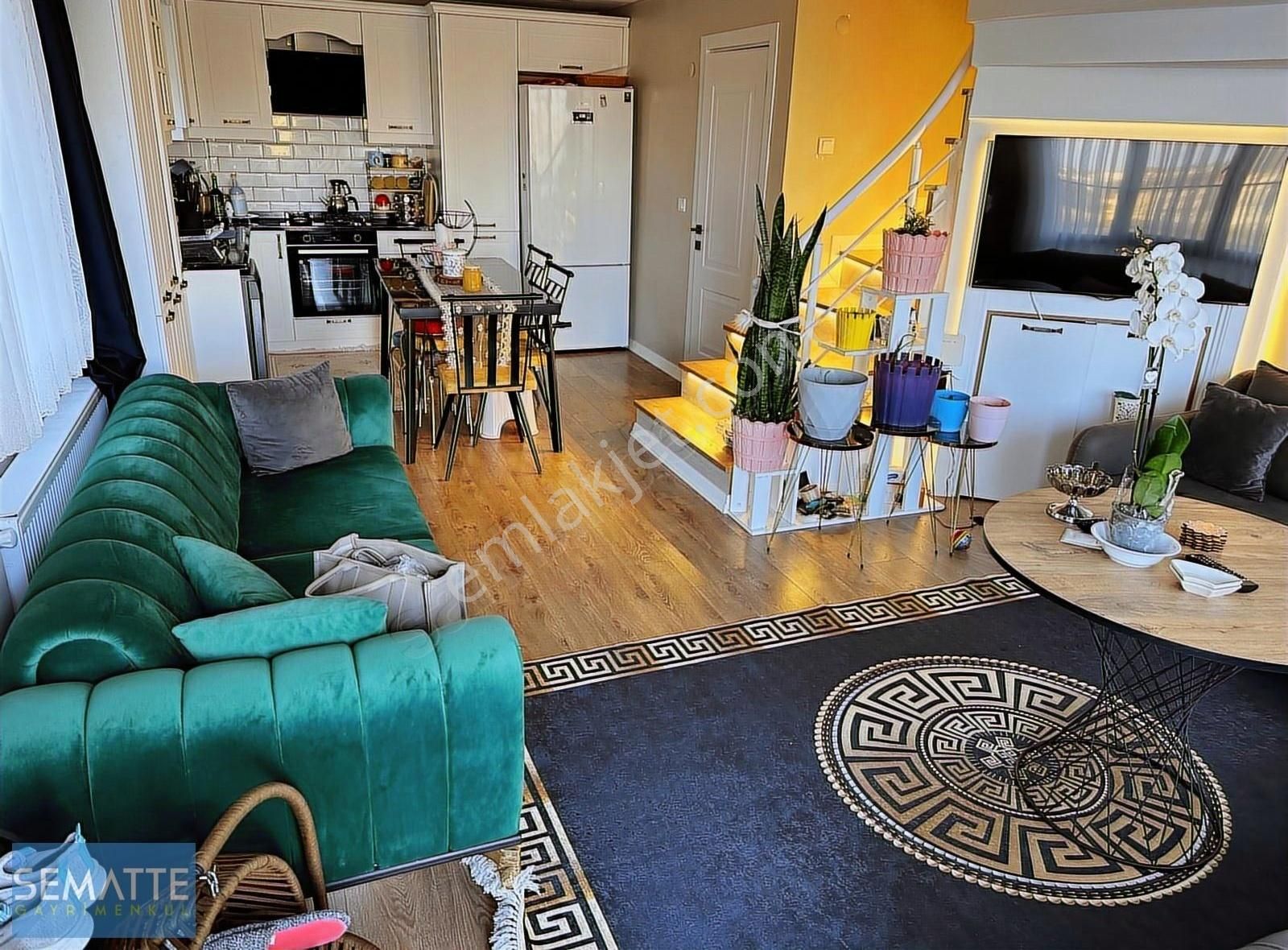 Marmara Ereğlisi'nde Deniz Manzaralı Triplex Villa - Görsel 16