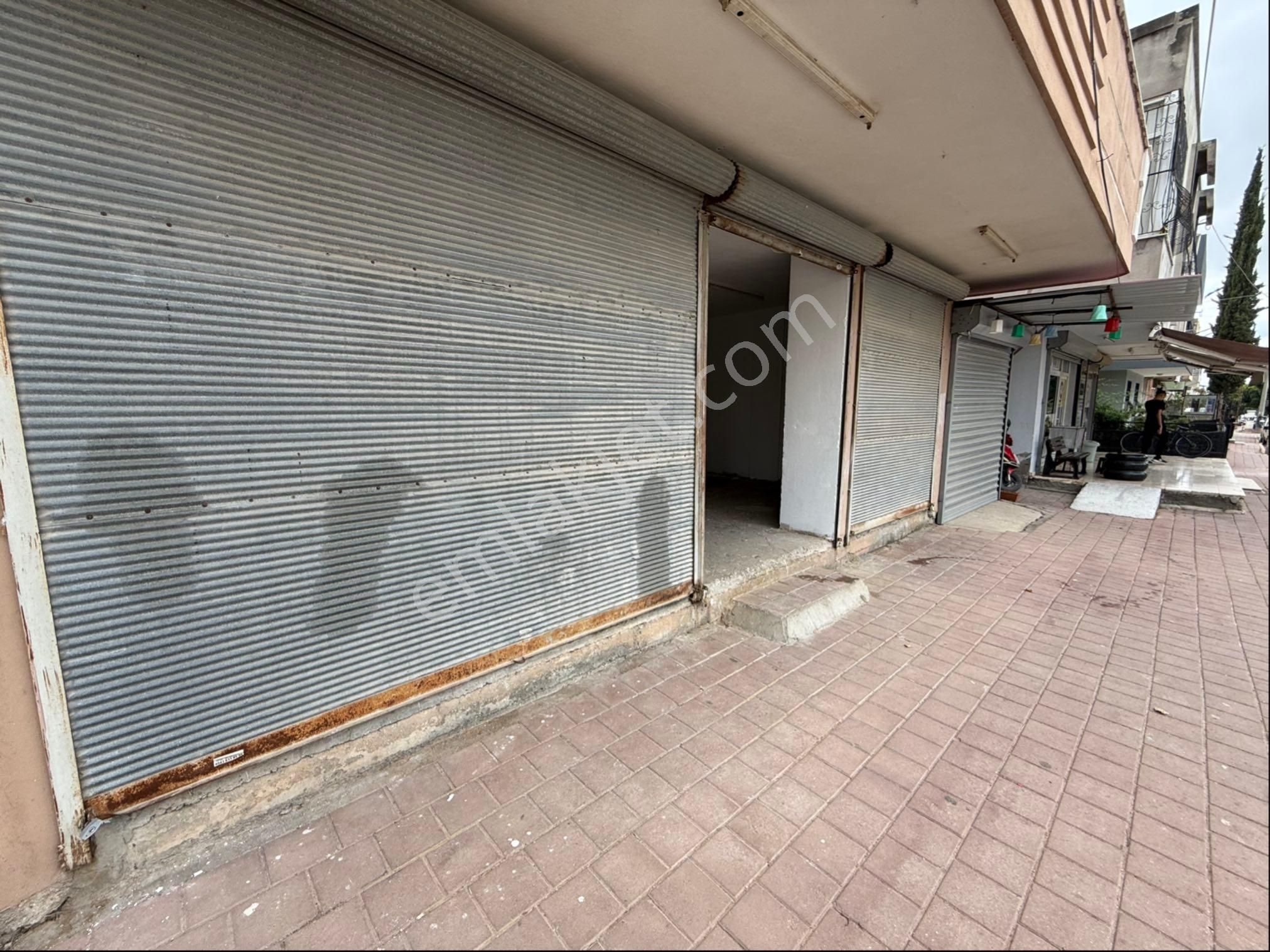 Begoviç Bulvarına Yakın Cadde Üzeri 120 Metre Kare Dükkan