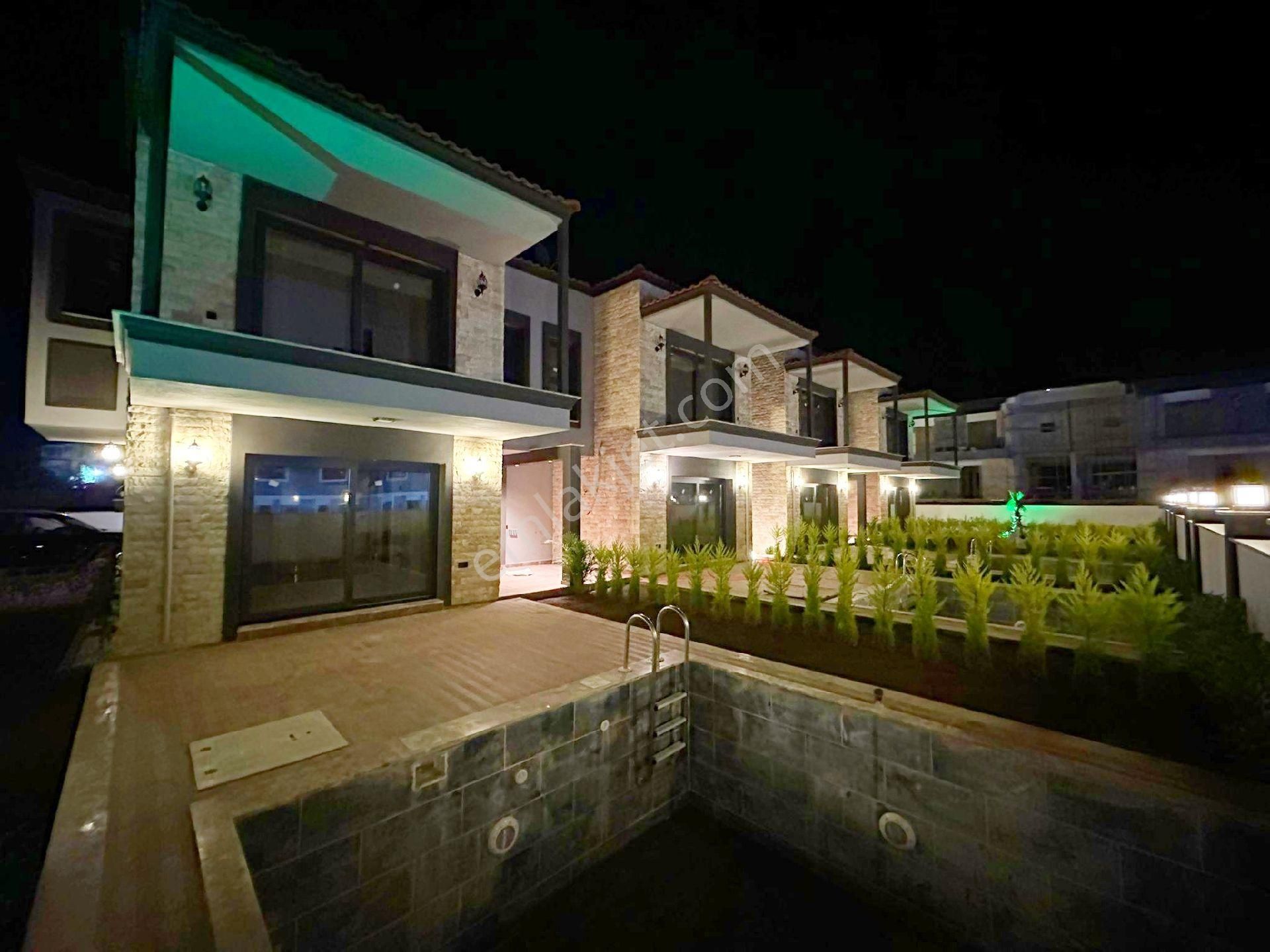 Dublex Özel Havuzlu Villa Sıfır