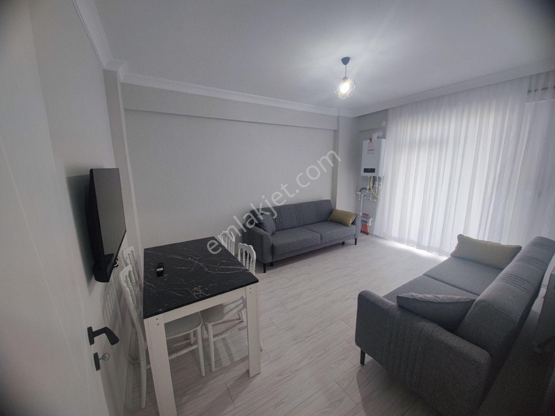 Global'den Çarşı İçerisinde Sıfır Ara Kat Kiralık 2+0 Daire