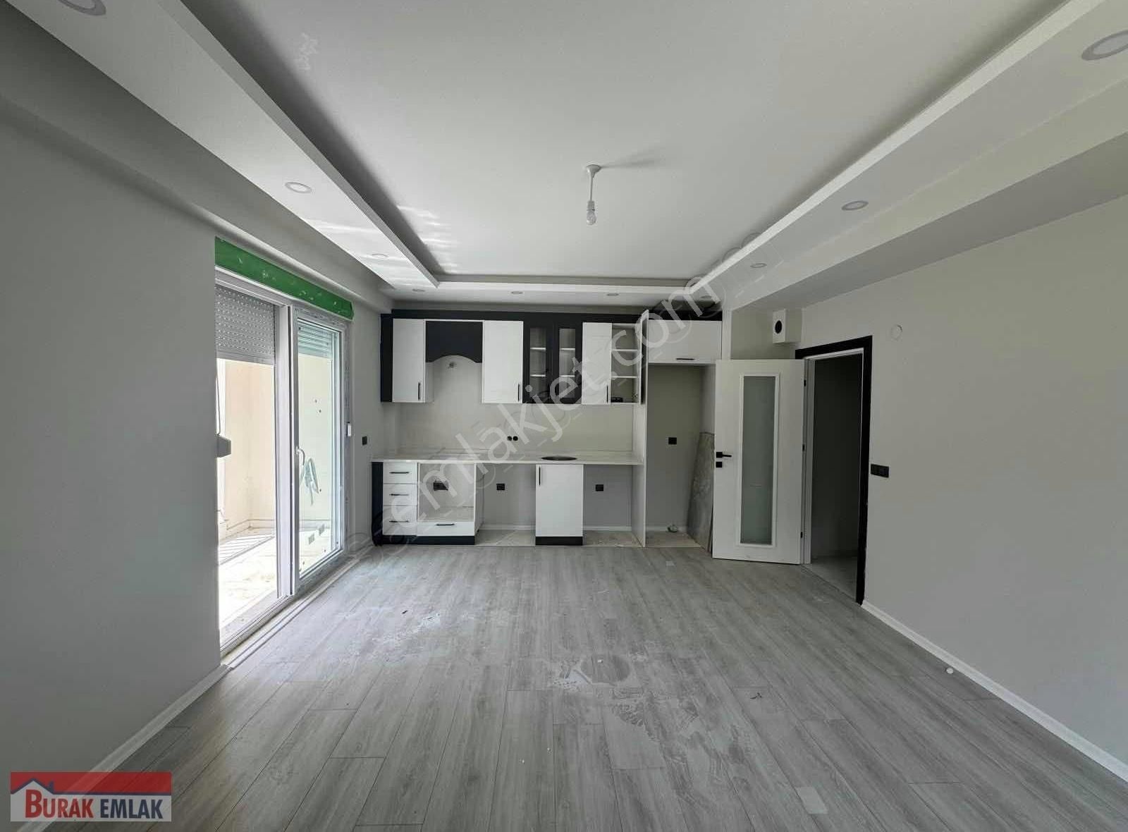 Sarılar Pazar Yeri Üstü Satlık 2+1 Satlık Kupon Daire