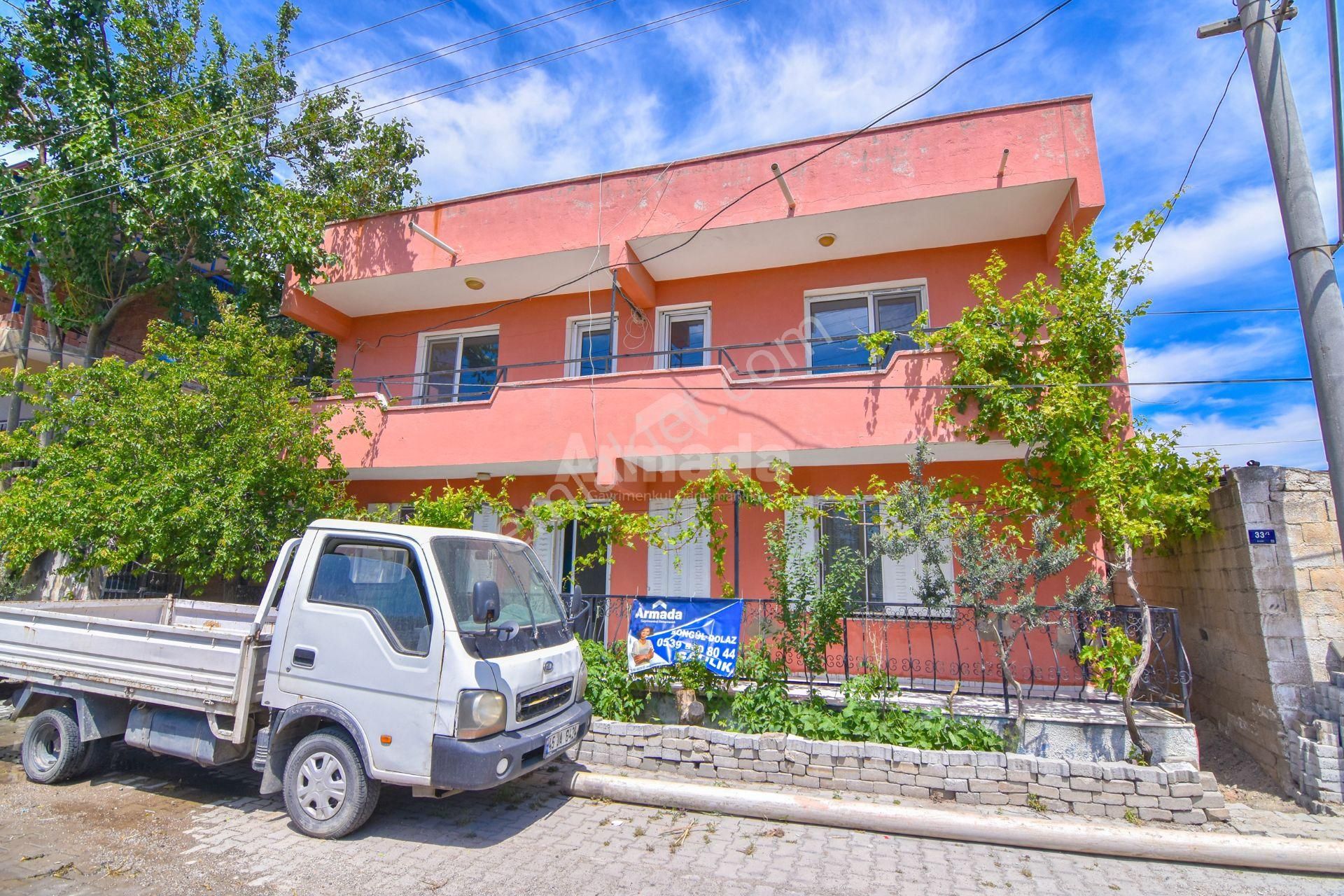 Söke Yenidoğanda Komple Satılık İki Katlı Bina