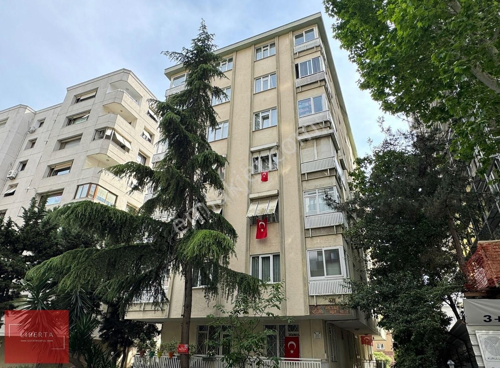 Göztepe'de Bağdat'a Yakın Yatırım Değeri Yüksek Yenilenmiş 2+1