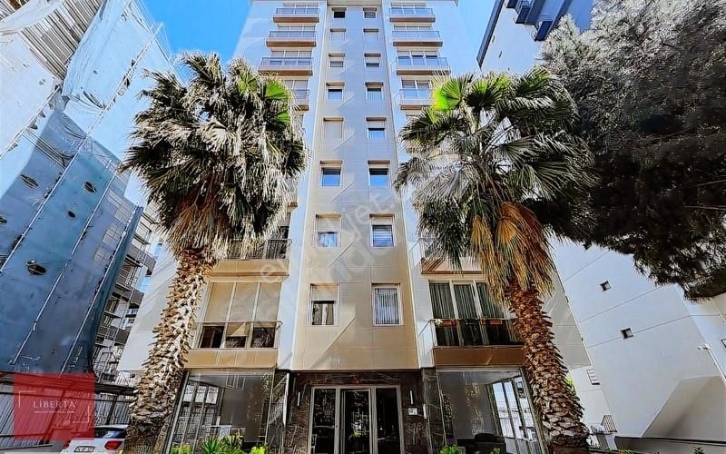Suadiye Marmaray, Cadde Yakını Butik Binada 2+1 Satılık Daire