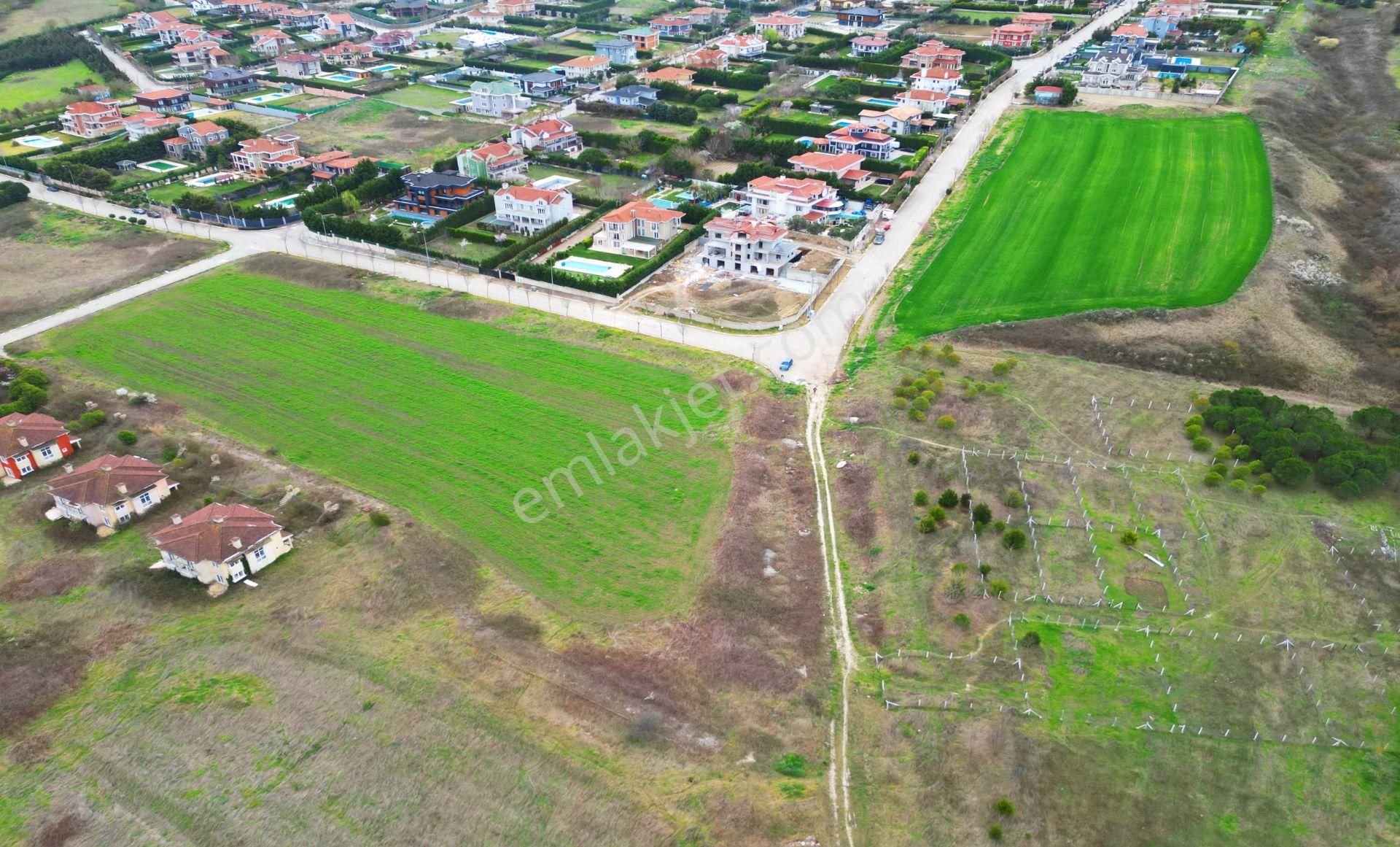 Büyükçekmece Tepekent Site İçerisinde Satılık Hisseli Arsa 200 M2