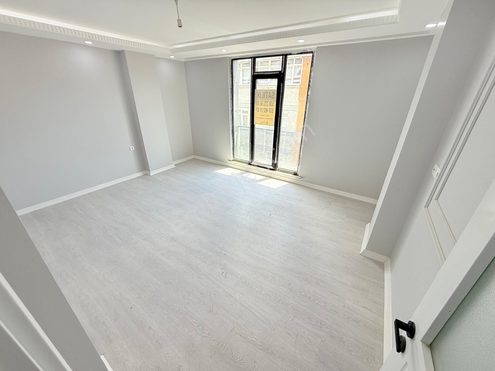 Pusula İnş.tan Cebeci Mah Cadeye Yakın Cift Cephe 120m2 3+1 2kat Daire