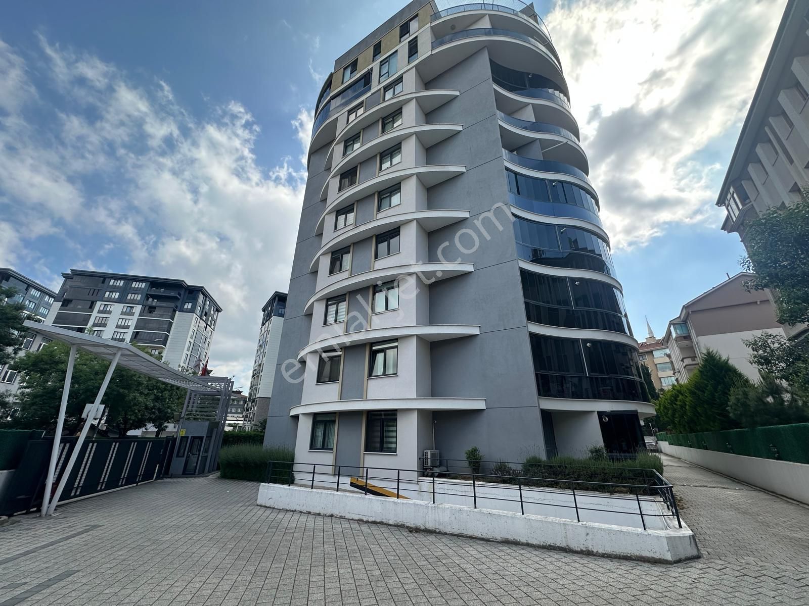 Bursa Nilüfer Ataevler Paris Evleri Sitesinde 3+1 Satılık Daire