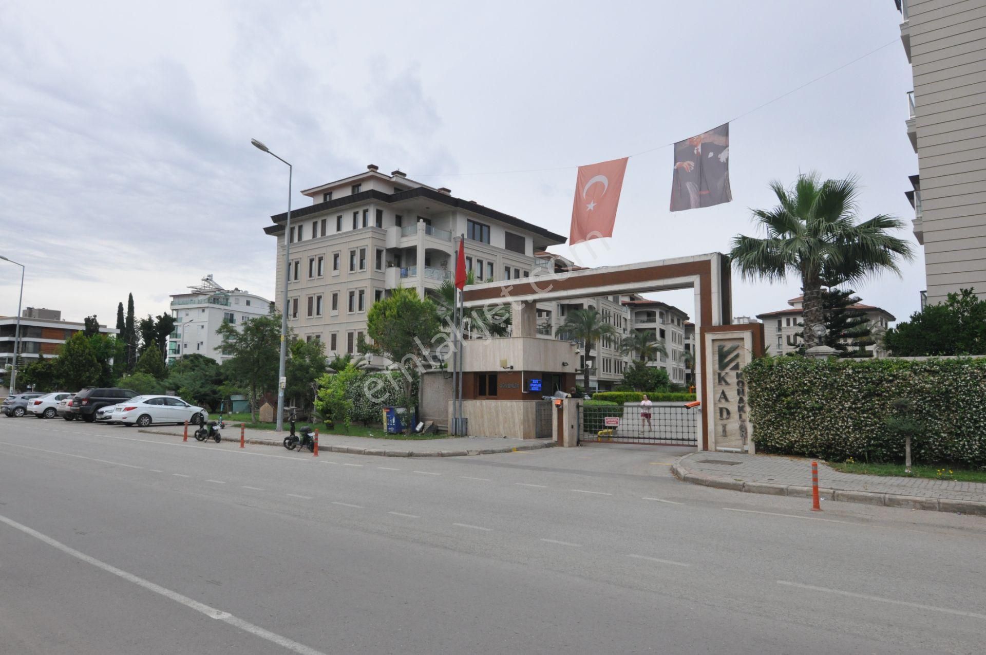 Uluç Mahallesi Kadıkonakları Eşyalı 3+1 Kiralık Daire